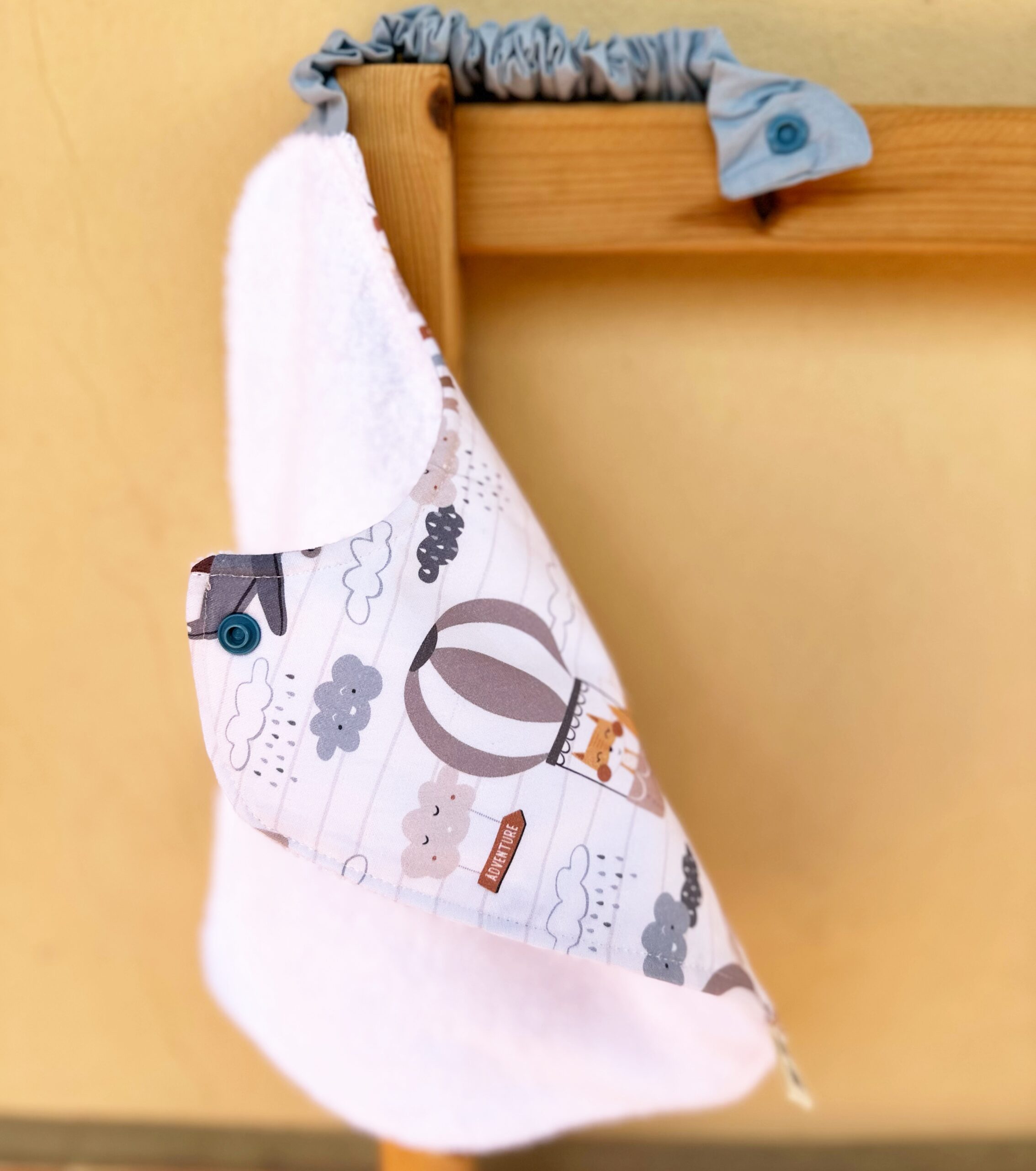 bavaglio pappa personalizzato con nome ricamato grande materna o asilo